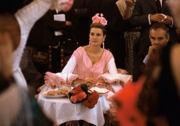 La intrahistoria del vestido de flamenca de Grace Kelly que reúne a la reina Letizia y a Charlène de Mónaco en España