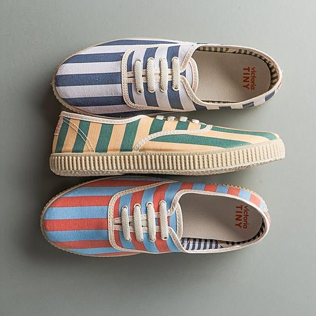 Las zapatillas de Victoria by Tinycottons (49 euros).