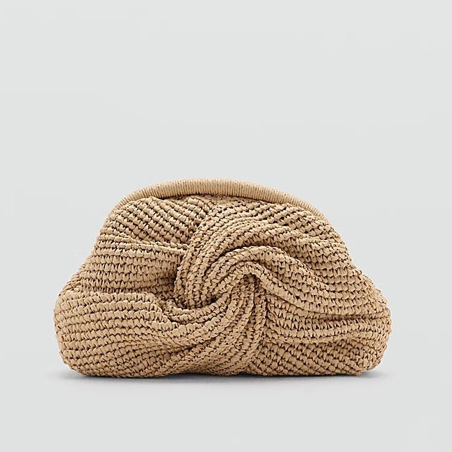 Bolso de rafia de Mango (39,99 euros)