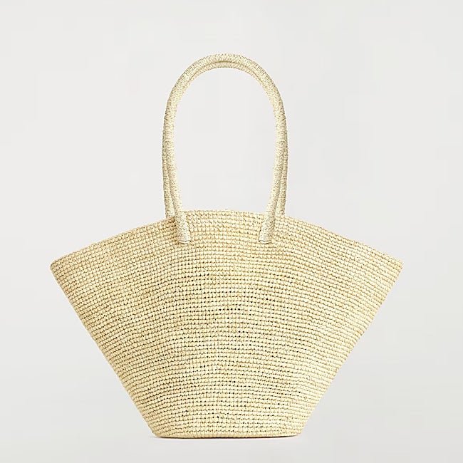 Bolso de rafia de COS (99 euros)