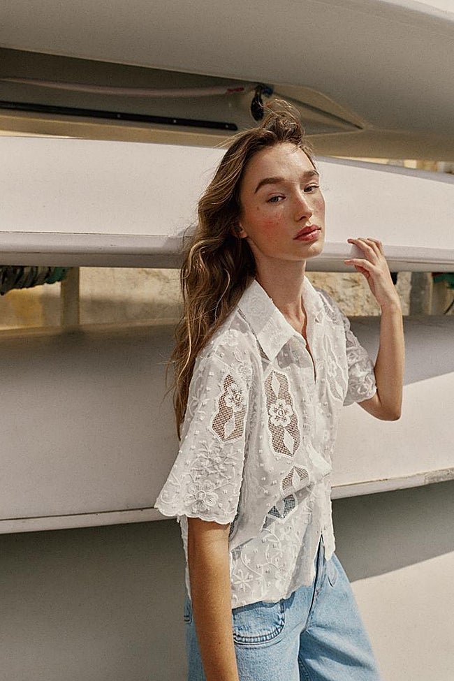 Camisa blanca de Zara (29,99 euros)