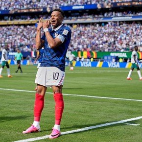 Mbappé desafiante tras su doblete: “Si jugara para los que me critican, tendría que hacerlo hasta los 80 años”