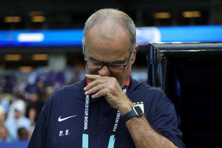 La Uruguay de Bielsa, contra las cuerdas. EFE/EPA/CRISTOBAL HERRERA-ULASHKEVICH
