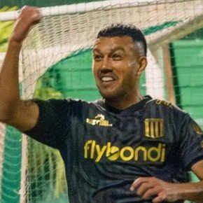 Gustavo Cabral, en la previa del duelo ante Morón, con Olé: "Los clásicos se ganan"