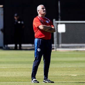 Con Alfaro a la cabeza, Paraguay debuta con Estados Unidos
