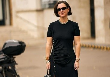 El vestido drapeado que vuelve una y otra vez: por qué todas las marcas tienen esta silueta