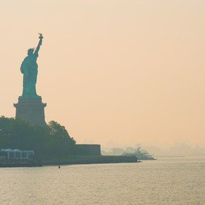 El humo en Nueva York suspende partidos y la final del Mundial sigue en alerta