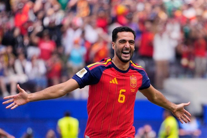 Mikel Merino ahogó el sueño belga. (AP)