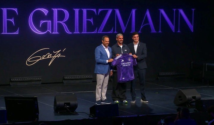 Griezmann en su presentación en OCSC. EFE/ Orlando City 