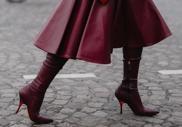 Tus looks mejoran cuando incluyes botas stilettos: seis ideas del street style que lo confirman
