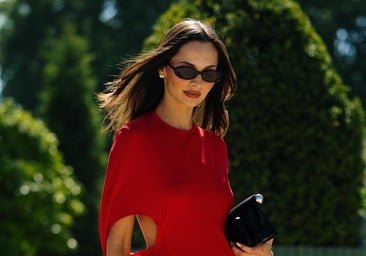 Pasión con el rojo: básicos muy ponibles que favorecen a todas