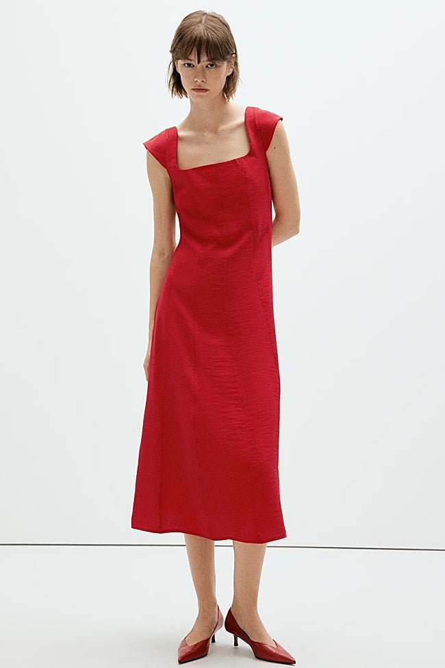 Vestido rojo de Mango (39,95 euros)