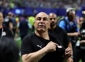 Egipto le renovó a su DT Hossam Hassan tras la eliminación ante Argentina