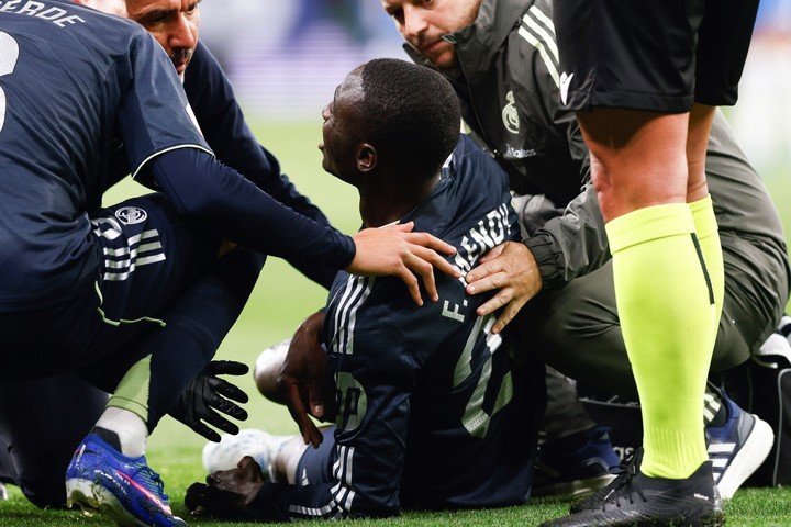 Mendy se lesionó a pocas fechas del cierre de La Liga. (EFE)