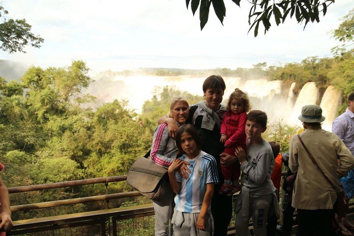 Oso Martínez, de pequeño en Cataratas (Gentileza).