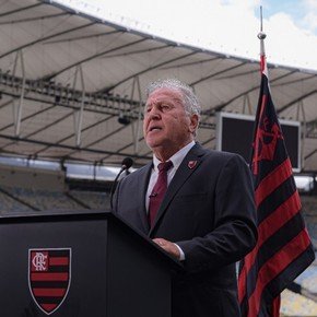 Zico estuvo en Japón durante el terremoto, pero llevó tranquilidad a los hinchas: "Estoy bien"