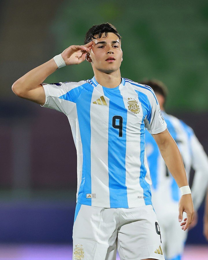 Alejo Sarco festeja el 1-0 contra Australia. (Foto: FIFA World Cup).
