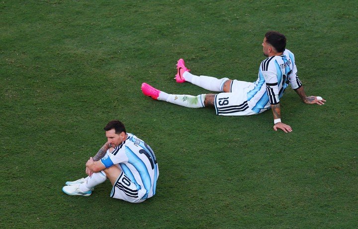 Messi y Otamendi llegarán con 42 años al próximo Mundial (Reuters).