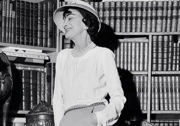 La fascinante historia de la camisería más antigua de París que vistió a Coco Chanel, Churchill y Proust