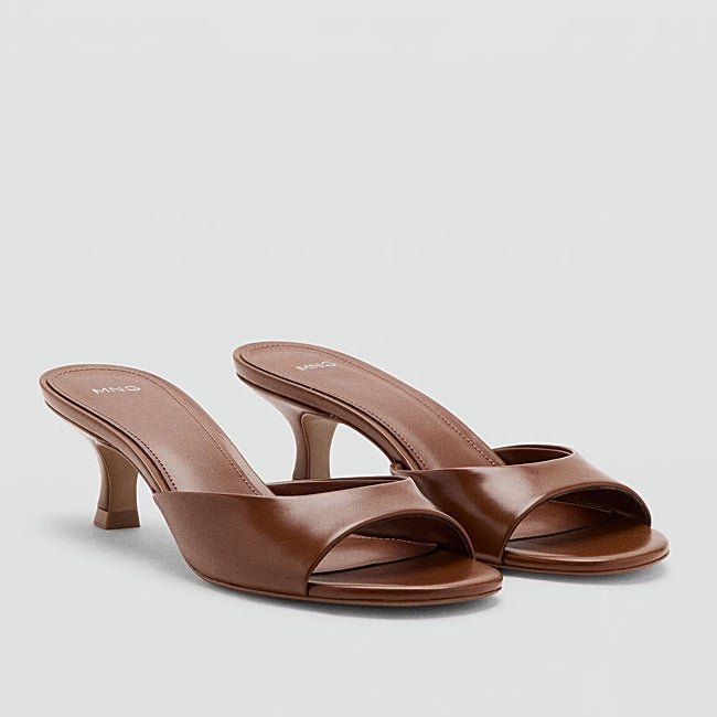 Sandalias marrones de Mango (29,99 euros)