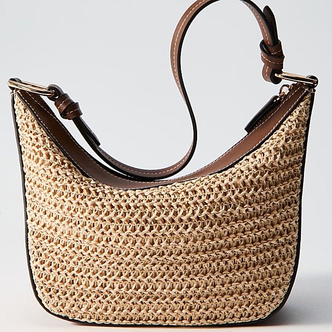 Bolso de rafia de H&M (29,99 euros)