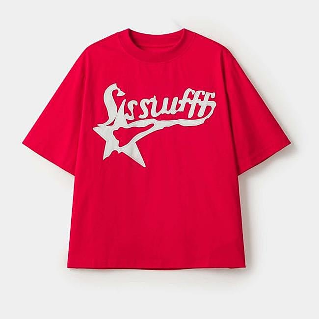 Camiseta roja de Ssstuff, 55 euros.