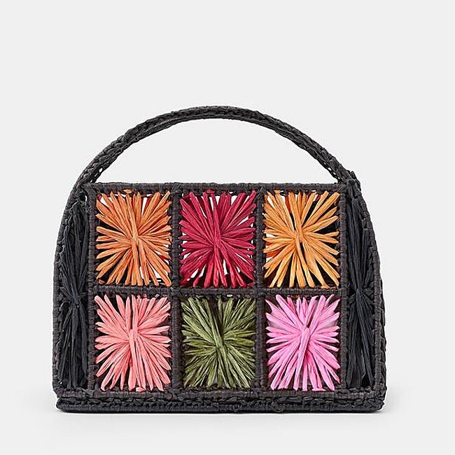 Bolso de rafia de Zara (29,99 euros)