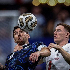 Es inglés, lo apodan Maradona, perdió con Argentina en el Mundial y se convirtió en el refuerzo más caro de la historia del City
