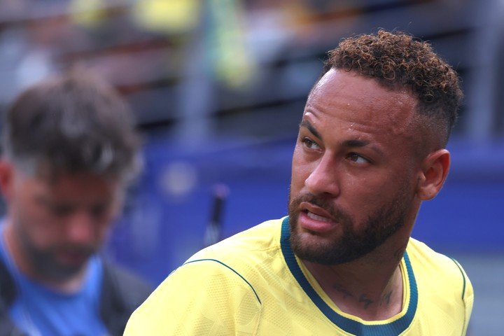 Neymar no estuvo disponible para el partido ante Botafogo. (EFE)