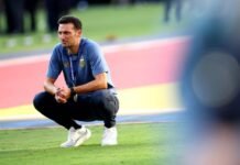 Scaloni: la bandera de Malvinas, el recibimiento y «en la derrota somos nobles»