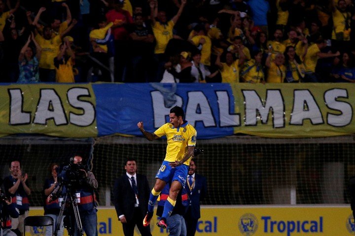 Sergio Araujo jugando para Las Palmas. (REUTERS/Juan Medina)
