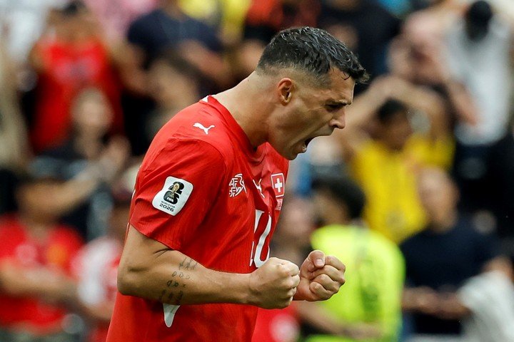 Granit Xhaka capitán de la selección Suiza.