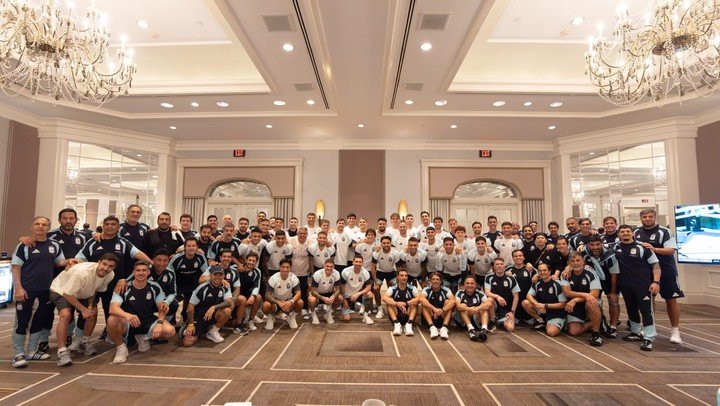 La foto final de la Selección antes de España (Tato Pagano - prensa AFA).