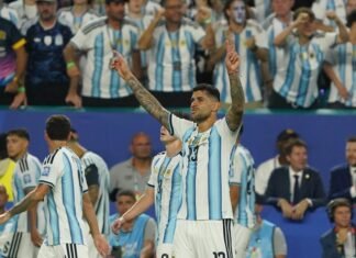 Un titular de la Selección lidera la lista para reforzar la defensa del Barcelona