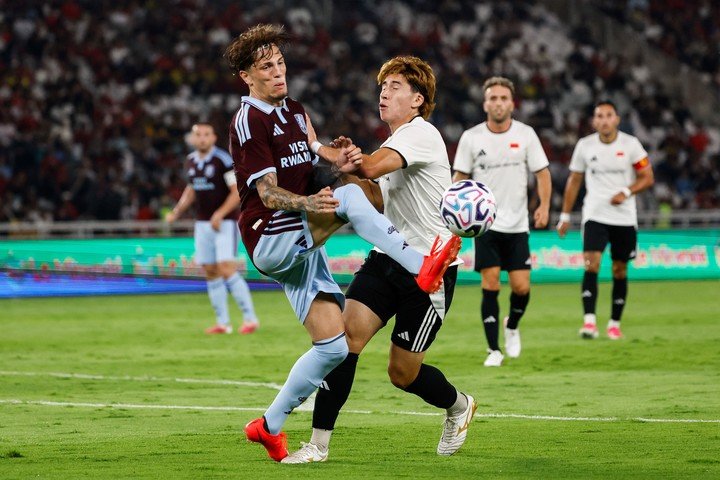 Garnacho debutó con la camiseta de Aston Villa. (EFE)