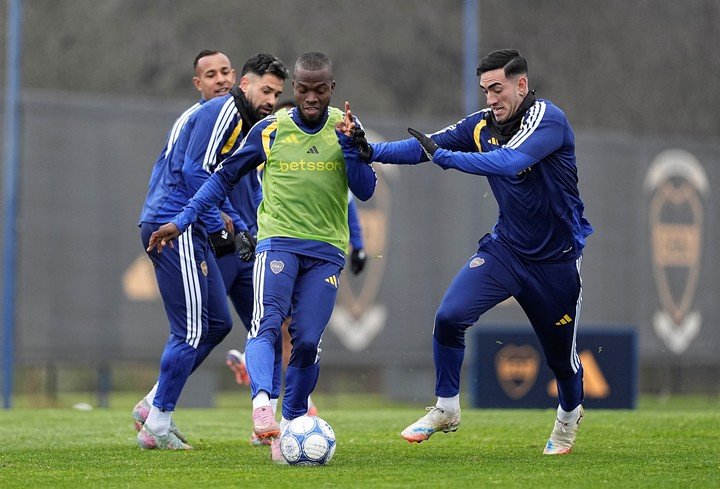 Di Lollo podría quedar nuevamente afuera del 11. (Prensa Boca)