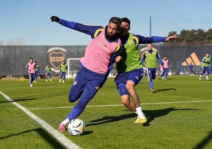 El delantero es el otro que quedó afuera de la lista de convocados. (Prensa Boca)