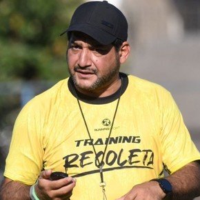 El DT de Recoleta, con Olé: el "gigante Boca", "no sólo es Paredes" y más...