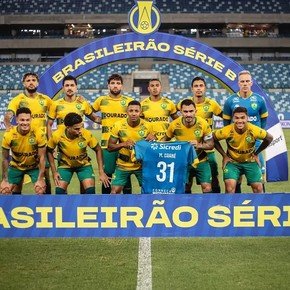 El equipo brasileño que se niega a ser sponsoreado por casas de apuestas y no tiene patrocinadores en el frente de su camiseta