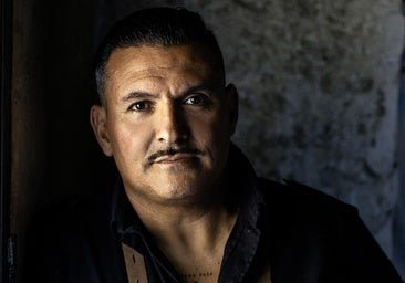Javier Brichetto, maestro parrillero: «La superficie ideal para hacer una buena barbacoa es el acero o el hierro, transmiten mejor el calor»