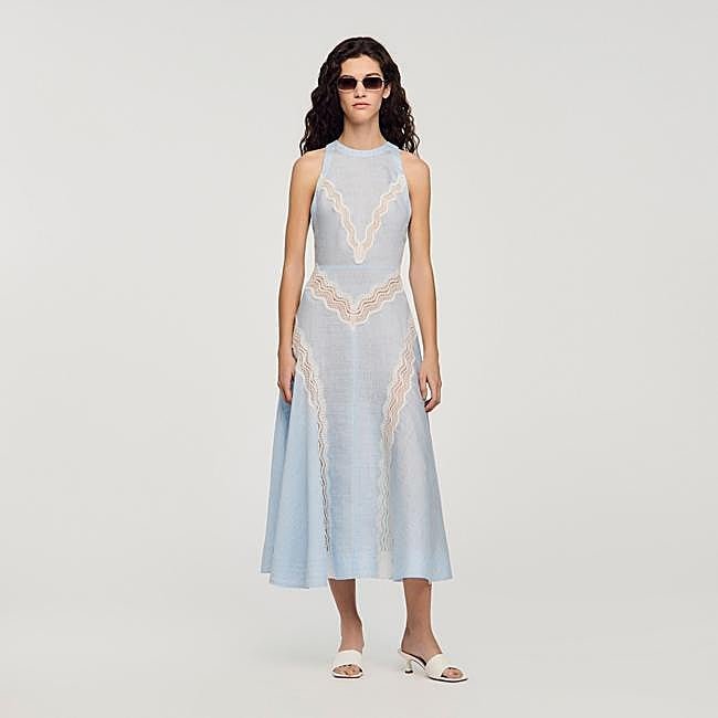 Vestido lencero con encaje de Sandro, 276,50 euros.