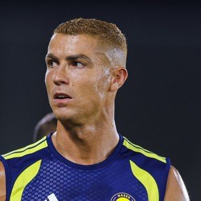 Cristiano Ronaldo volvió al Al Nassr: de su nuevo look a la reacción tras ser felicitado por su boda