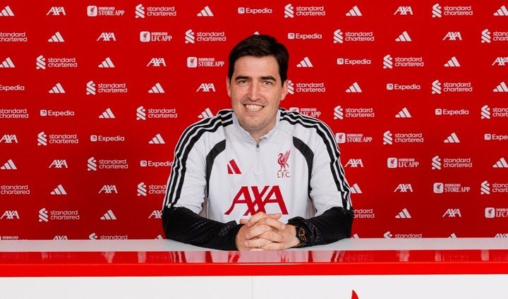 Andoni Iraola, el nuevo DT del Liverpool. (Foto: Prensa Liverpool)