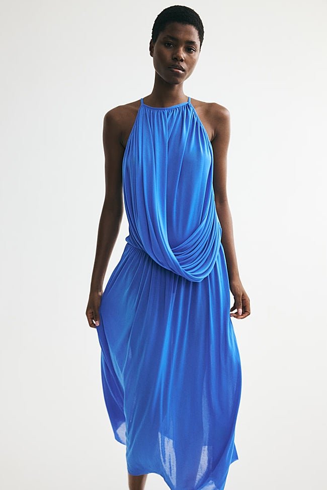 Vestido drapeado de H&M (34,99 euros)