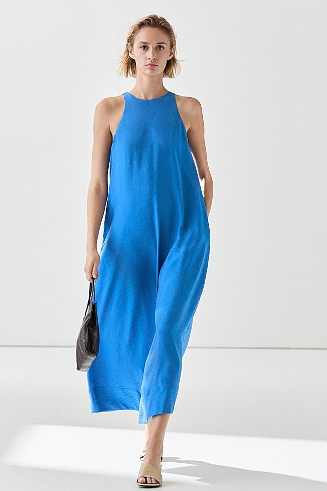 Vestido azul de Massimo Dutti (79,99 euros)