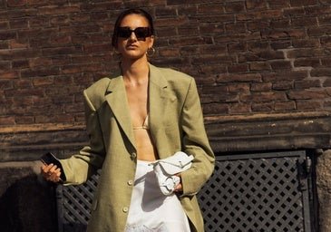 Ni gabardina ni bomer: las chicas más estilosas del street style de Copenhague confirman cuál es la mejor chaqueta de entretiempo