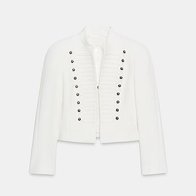 Chaqueta blanca de Zara (59,99 euros)