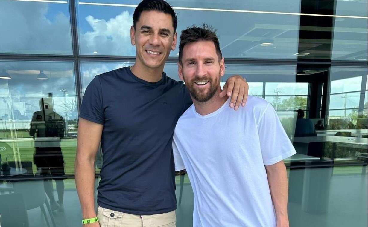 Ustari con Messi en el predio de Inter Miami. (Redes Sociales)