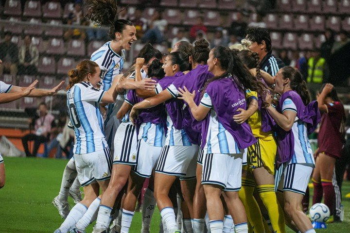 La Selección tiene como deté a Germán Portanova. (@Argentina)
