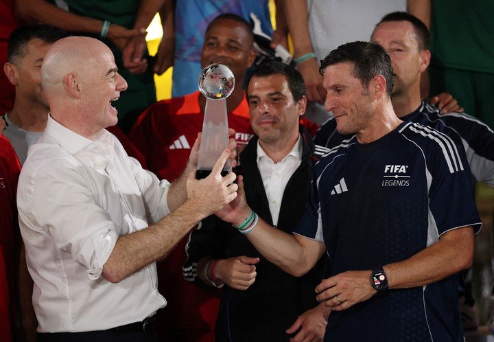 Infantino y Zanetti. (Foto: Reuters)